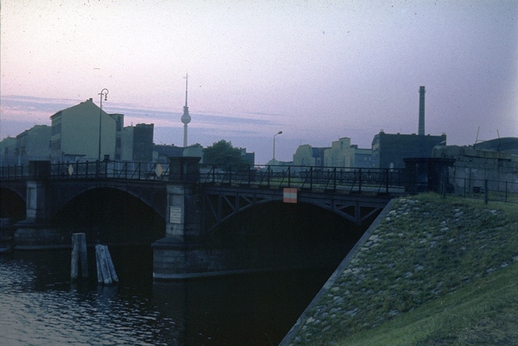 Spree at dawn.