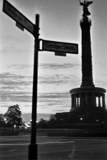 Victory Column pre-dawn