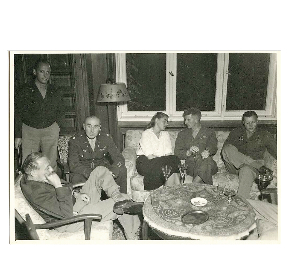 Army officers join comedian Jack Benny and actress Ingrid Bergman at the Press Club on opening night.